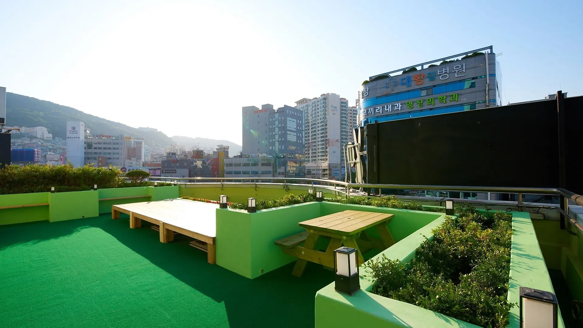 24 ゲストハウス ジャガルチ 釜山広域市 2*,  韓国