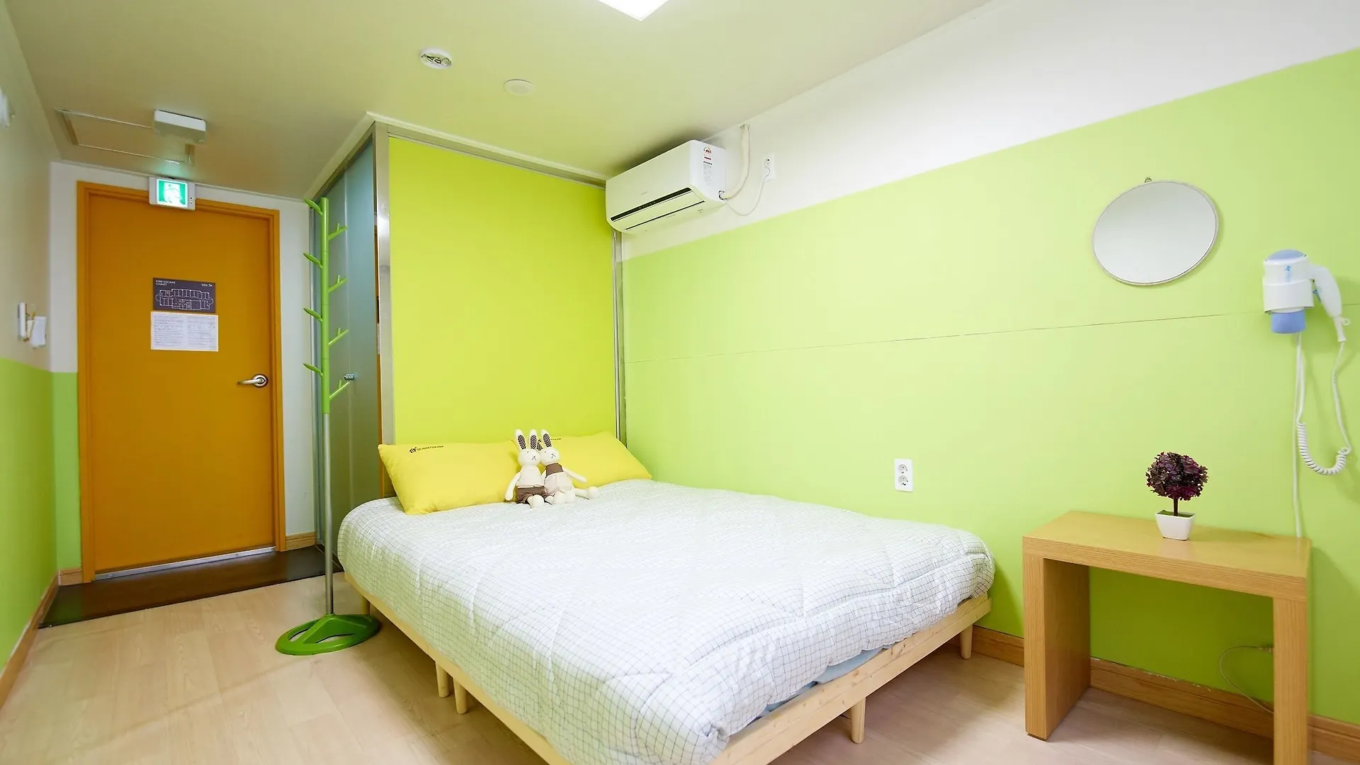 24 Guesthouse Jagalchi Busan 2*,  South Korea