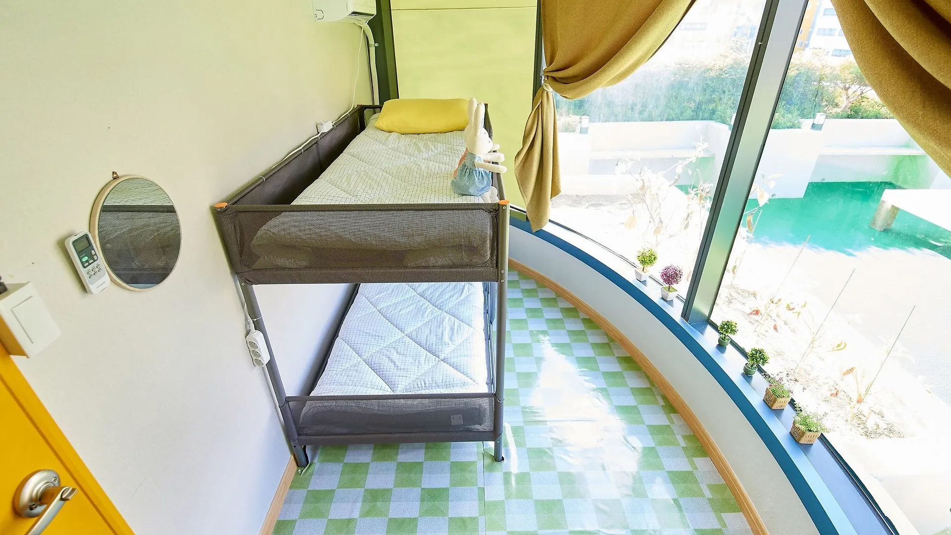 24 Guesthouse Jagalchi Busan